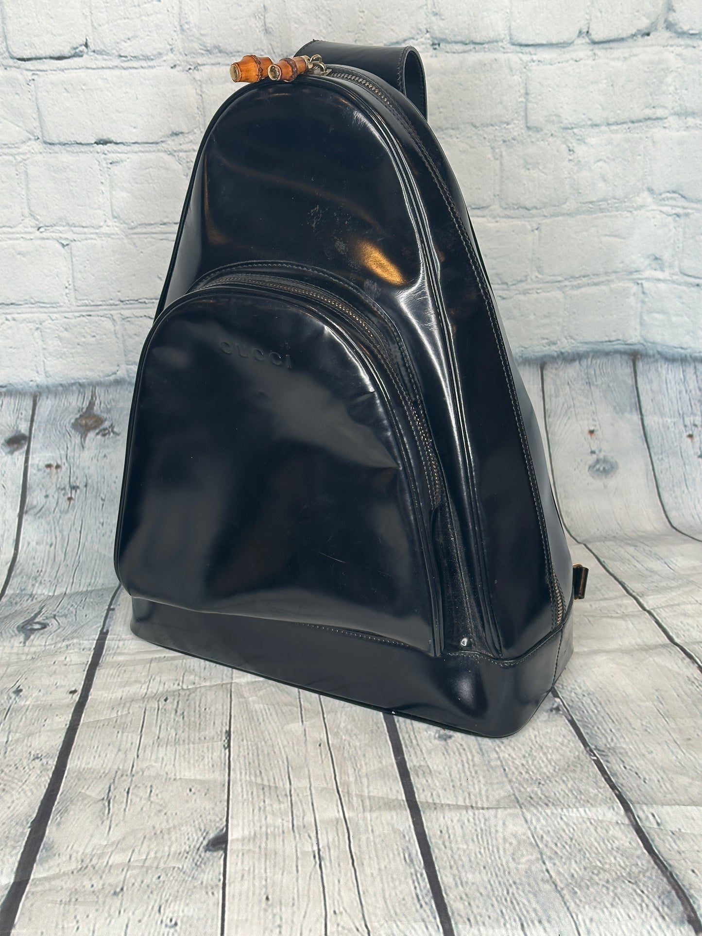 Pre-Owned Gucci Sling Bag