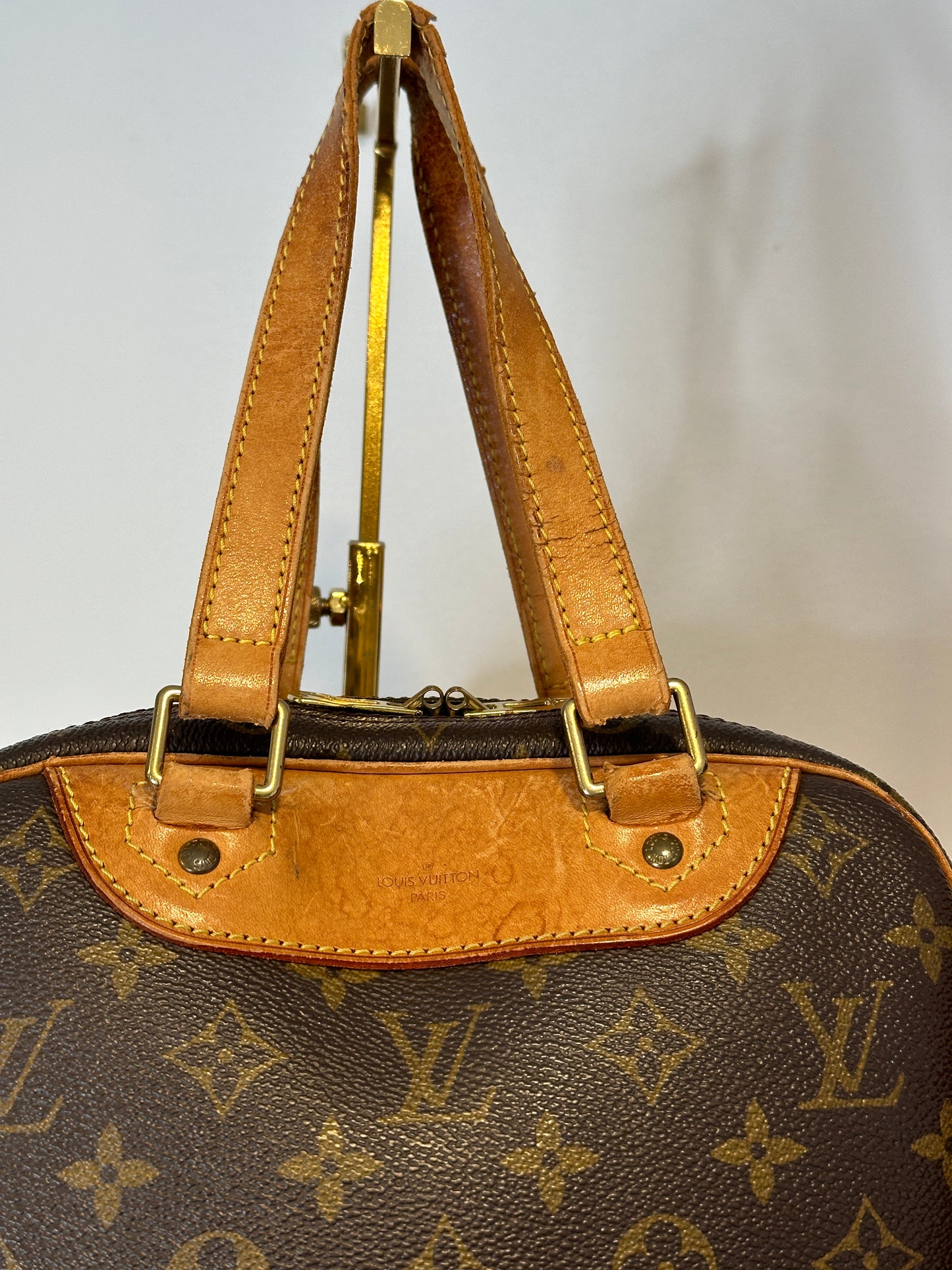 Pre-Owned Louis Vuitton Vintage Excursion Bag