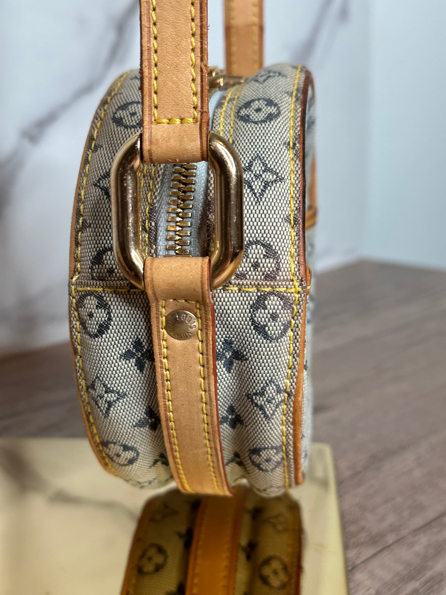 Louis Vuitton Mini Lin Jeanne PM