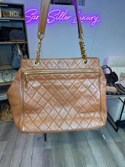 CHANEL Vintage Tote