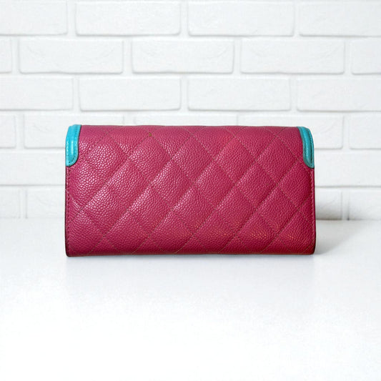 Pre-Owned Chanel Quilted Caviar Filigree Wallet